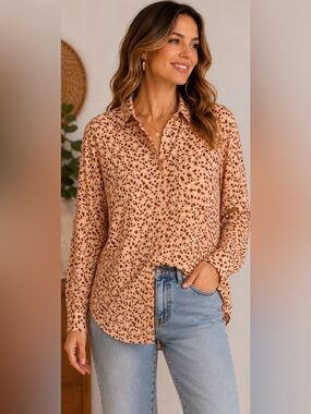 173 ASTR The Label Peach Cream Animal Print Button Up Blouse Medium Hi Low Top